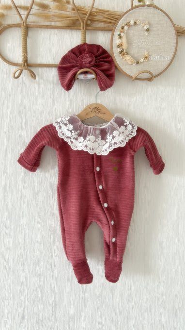 Ensemble turban et pyjama col dentelle