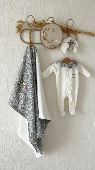 Couverture Charlotte